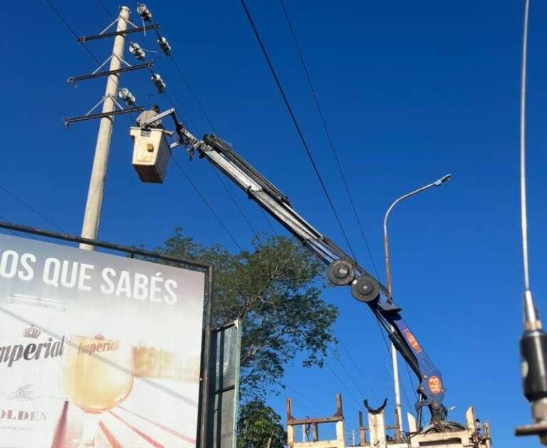 Puerto Iguazú refuerza su infraestructura eléctrica con nuevas líneas en la zona hotelera y el centro urbano imagen-34