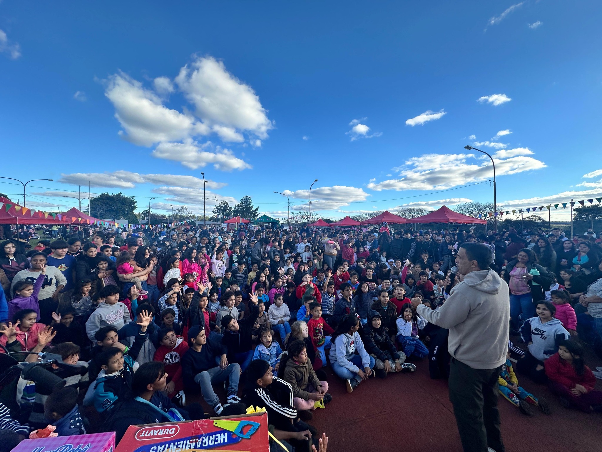 Con música, juegos y sorteos, el P.A.S. Posadas celebró el mes de la infancia en Itaembé Miní junto a más de mil personas Con música, juegos y sorteos, el P.A.S. Posadas celebró el mes de la infancia en Itaembé Miní junto a más de mil personas imagen-1