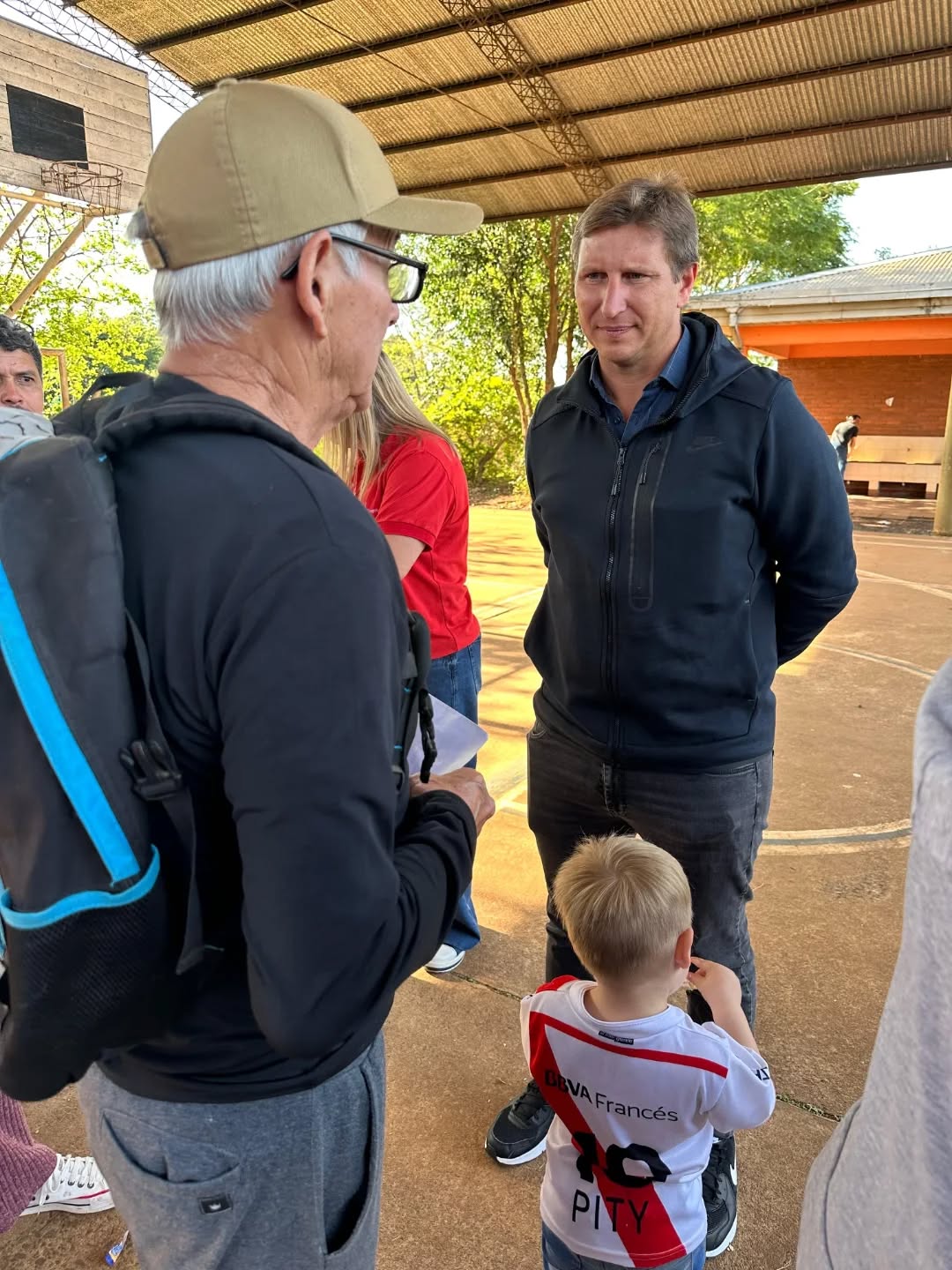 Más de 600 vecinos de Garupá accedieron a prestaciones de salud, asesoramiento legal y charlas educativas en un operativo del P.A.S-Posadas 5 Más de 600 vecinos de Garupá accedieron a prestaciones de salud, asesoramiento legal y charlas educativas en un operativo del P.A.S-Posadas imagen-4