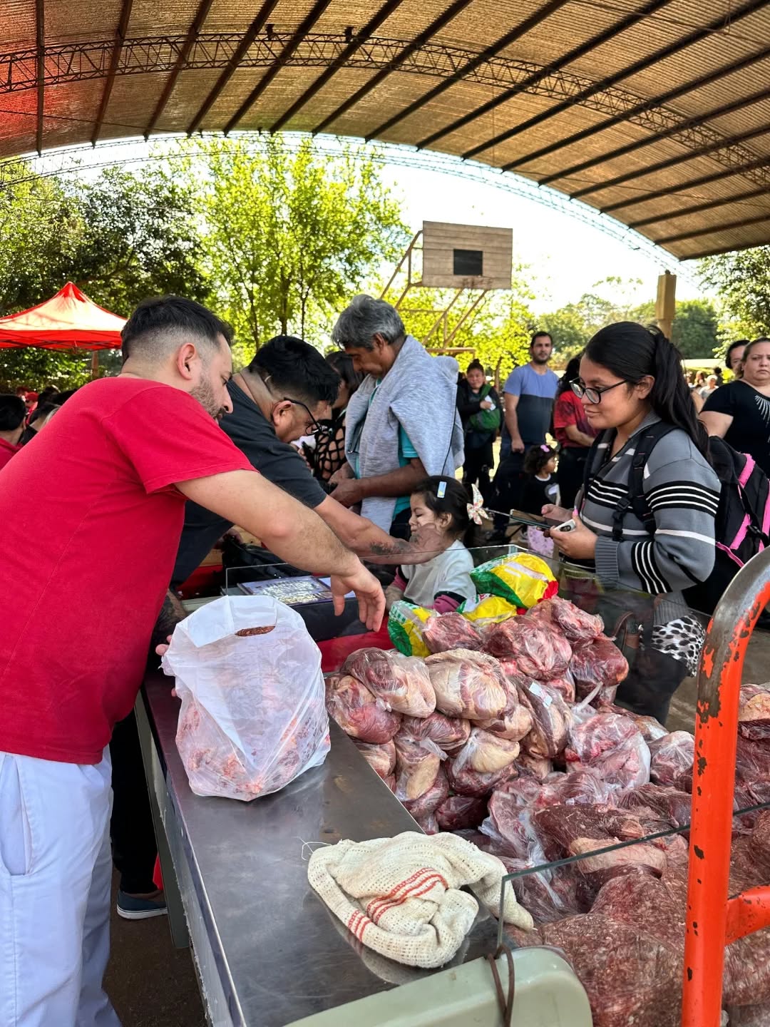 Más de 600 vecinos de Garupá accedieron a prestaciones de salud, asesoramiento legal y charlas educativas en un operativo del P.A.S-Posadas 7 Más de 600 vecinos de Garupá accedieron a prestaciones de salud, asesoramiento legal y charlas educativas en un operativo del P.A.S-Posadas imagen-6