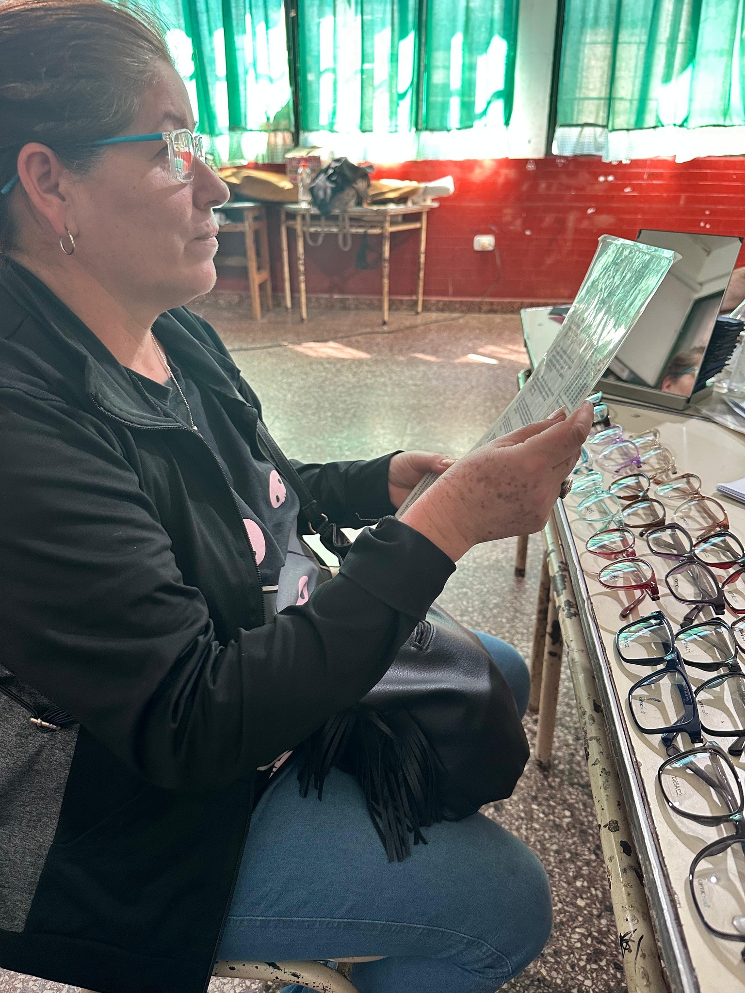 Más de 500 vecinos accedieron a servicios y asistencia del P.A.S en la escuela N° 298 de Posadas 7 Más de 500 vecinos accedieron a servicios y asistencia del P.A.S en la escuela N° 298 de Posadas imagen-6