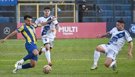 Fútbol: Mitre y Crucero juegan el fin de semana imagen-4