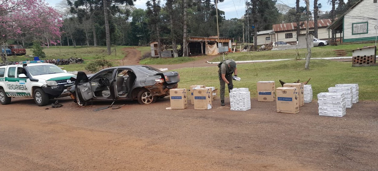 En dos procedimientos secuestraron 19.980 paquetes de cigarrillos extranjeros que fueron abandonados 3 En dos procedimientos secuestraron 19.980 paquetes de cigarrillos extranjeros que fueron abandonados imagen-2