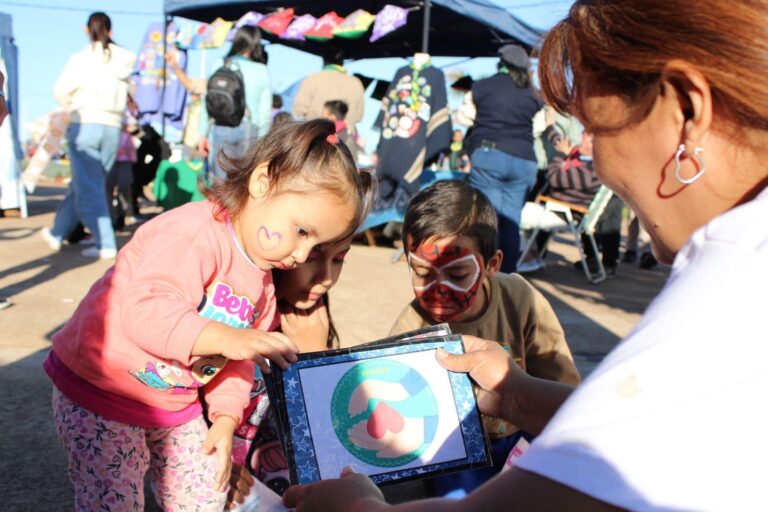 Con diversas actividades lúdicas y de aprendizaje llega la cuarta edición de Explorando tus Derechos, en la costanera de Posadas Con diversas actividades lúdicas y de aprendizaje llega la cuarta edición de Explorando tus Derechos, en la costanera de Posadas imagen-2