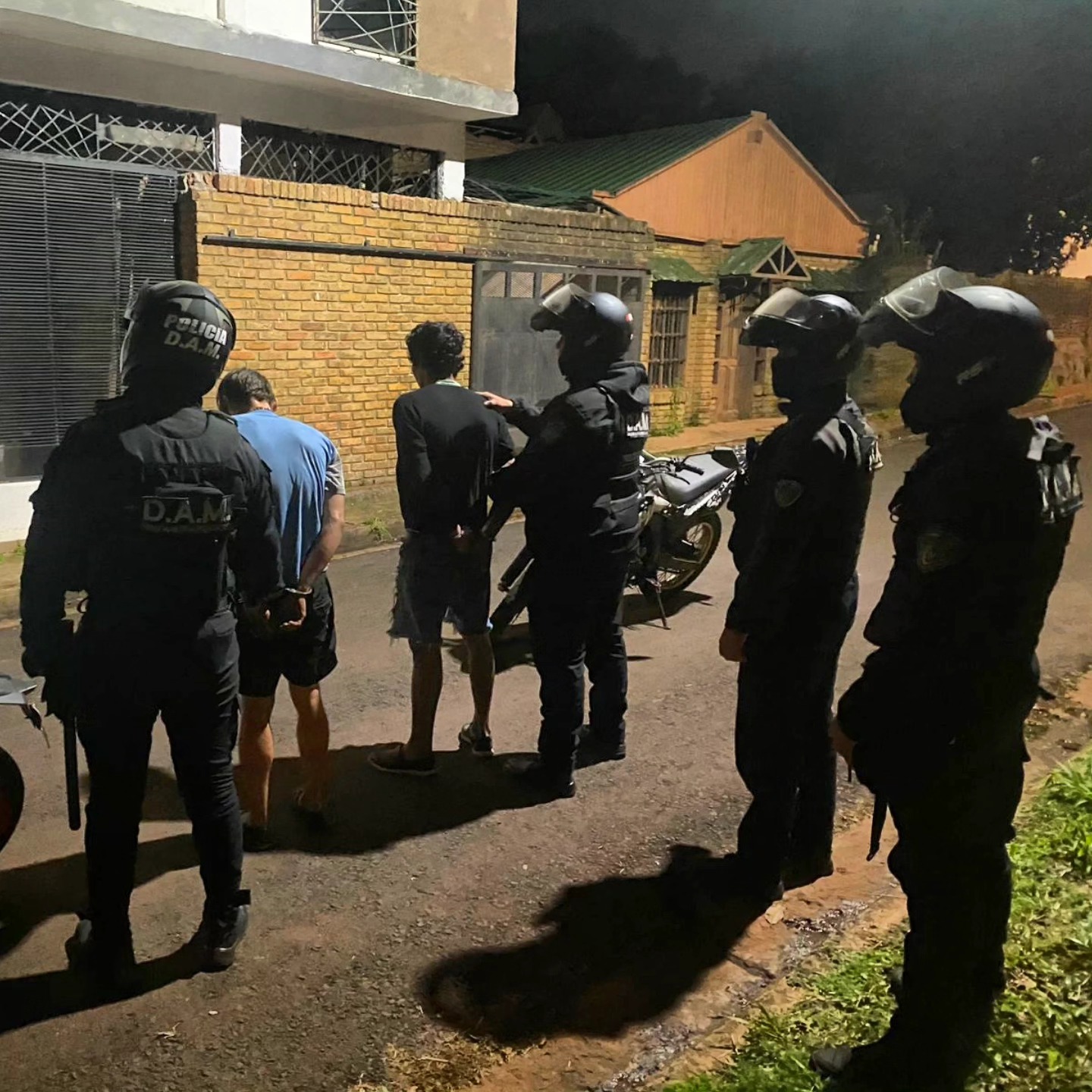 Anillo de seguridad en Posadas: arrestaron a nueve delincuentes en operativos simultáneos 3 Anillo de seguridad en Posadas: arrestaron a nueve delincuentes en operativos simultáneos imagen-2