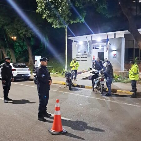 Fin de semana con 20 vehículos secuestrados por infracciones y alcoholemia positiva en la Costanera de Posadas Fin de semana con 20 vehículos secuestrados por infracciones y alcoholemia positiva en la Costanera de Posadas imagen-4