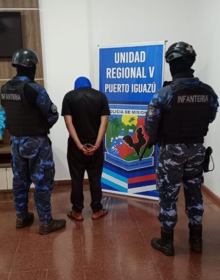 Asaltante investigado por robo a mano armada fue detenido en Puerto Iguazú Asaltante investigado por robo a mano armada fue detenido en Puerto Iguazú imagen-5