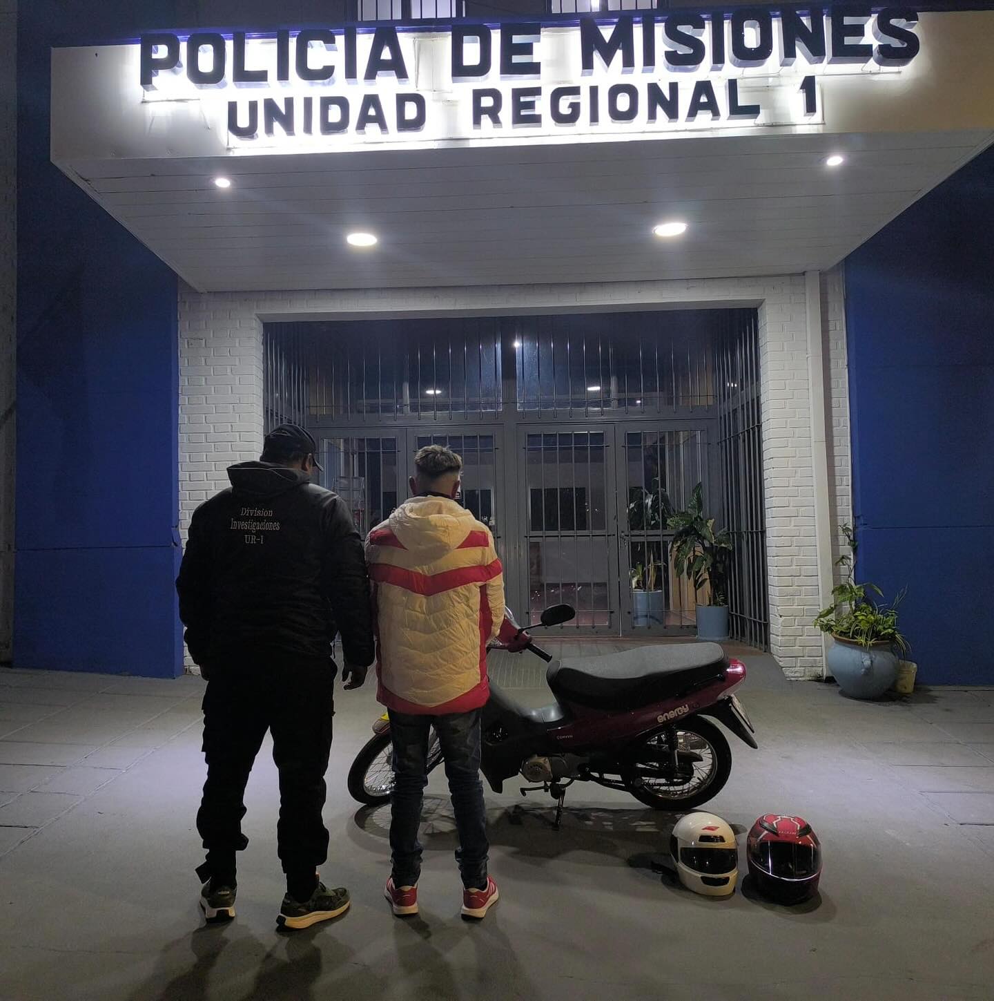 Arrestaron a dos hermanos por un robo modalidad “golpe del distraído” en Posadas 3 Arrestaron a dos hermanos por un robo modalidad “golpe del distraído” en Posadas imagen-2