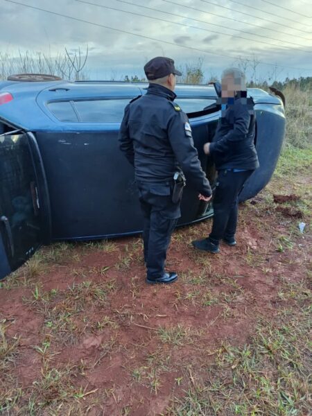 Ruta 14: siniestro vial sin heridos tras despiste de un vehículo Ruta 14: siniestro vial sin heridos tras despiste de un vehículo imagen-4