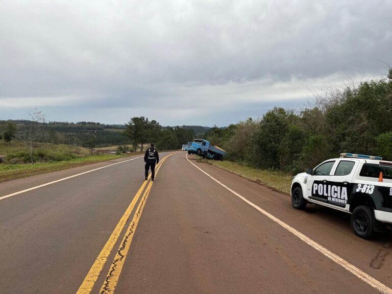 Accidente de camión en Puente Yazá mantiene controles y precaución en la zona Accidente de camión en Puente Yazá mantiene controles y precaución en la zona imagen-40