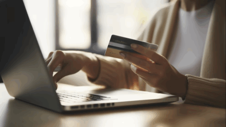 El consumo con tarjeta de crédito en dólares en julio fue el más alto desde el fin de la convertibilidad imagen-1