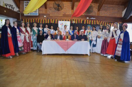 La Fiesta Nacional del Inmigrante invita a «visitar el mundo» en un solo lugar La Fiesta Nacional del Inmigrante invita a "visitar el mundo" en un solo lugar imagen-9