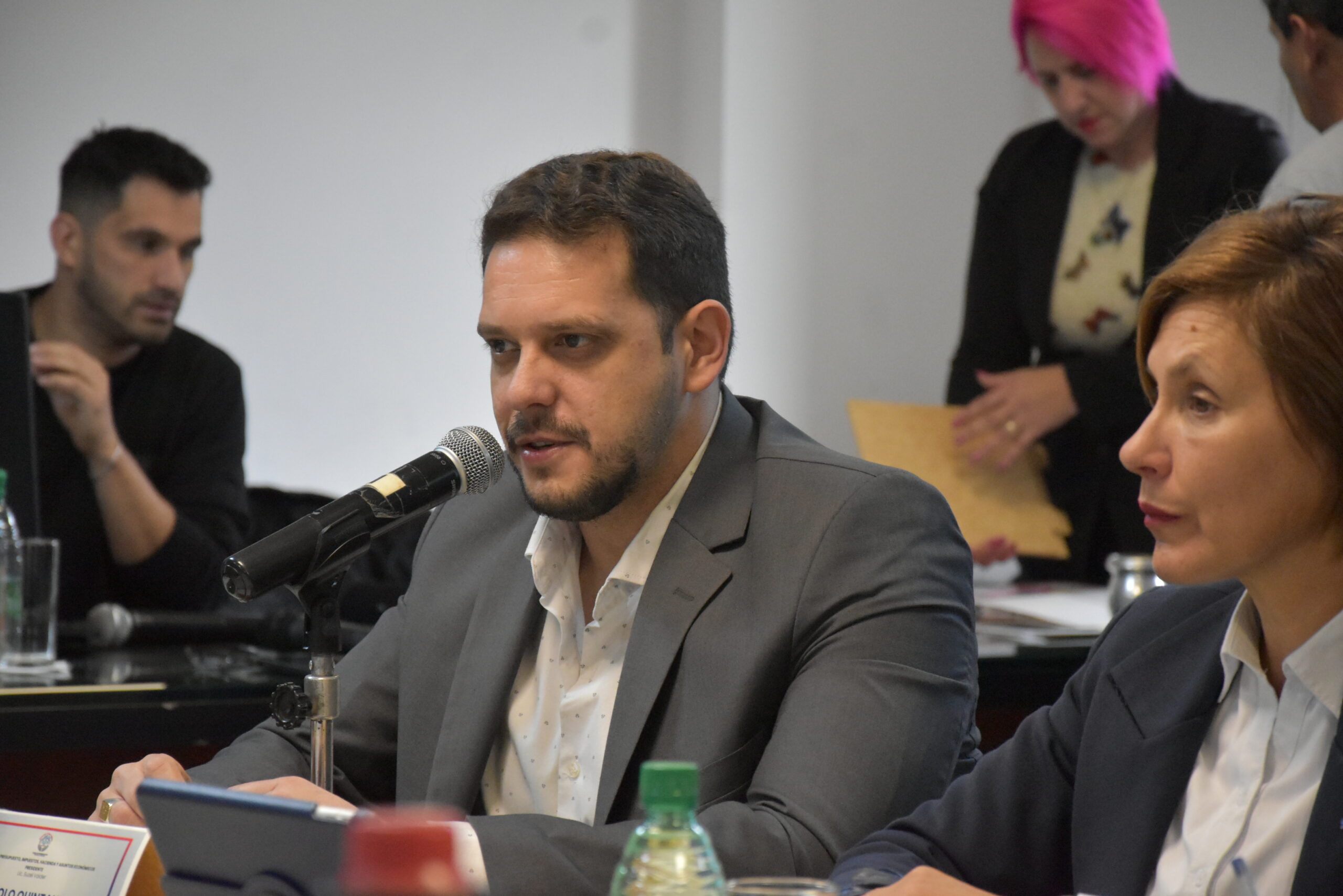 Legislatura: comenzaron las audiencias para el análisis del Presupuesto Provincial 2026 7 Legislatura: comenzaron las audiencias para el análisis del Presupuesto Provincial 2026 imagen-6