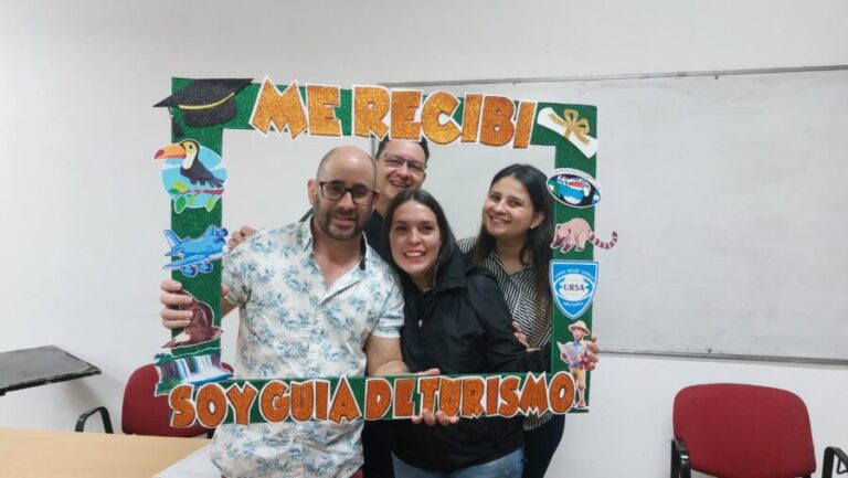 Misiones cuenta con el primer Guía Profesional de Turismo Nacional sordo del país imagen-18