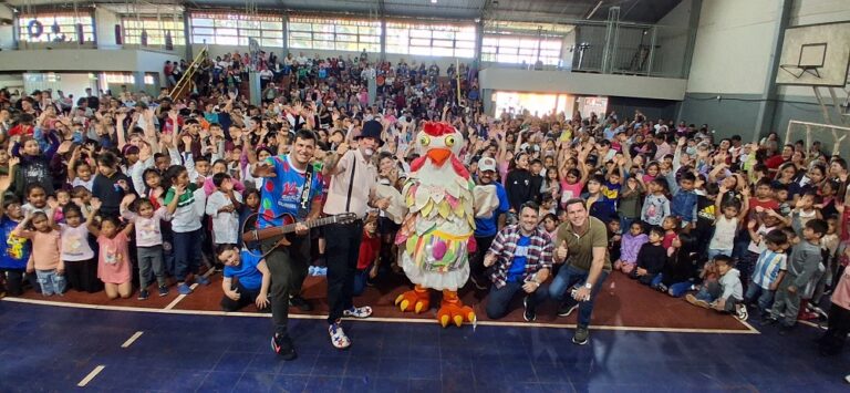 Gurises Felices comenzó su gira por el Mes de las Infancias imagen-32