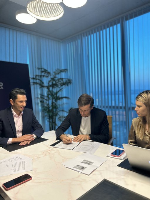 Elecciones 26-O: Diego Hartfield, quien fue electo diputado provincial en junio, ahora es candidato a Diputado Nacional por la Libertad Avanza para octubre 3 Elecciones 26-O: Diego Hartfield, quien fue electo diputado provincial en junio, ahora es candidato a Diputado Nacional por la Libertad Avanza para octubre imagen-2