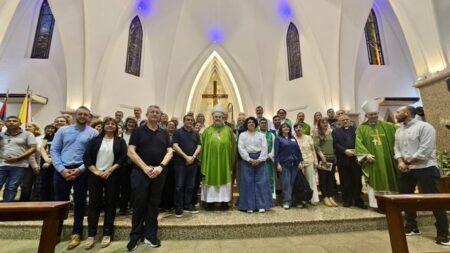 Herrera Ahuad acompañó en Oberá la misa ecuménica junto a representantes de distintas religiones Herrera Ahuad acompañó en Oberá la misa ecuménica junto a representantes de distintas religiones imagen-8