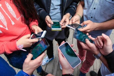 A qué edad es seguro que los menores de edad usen una billetera digital imagen-4