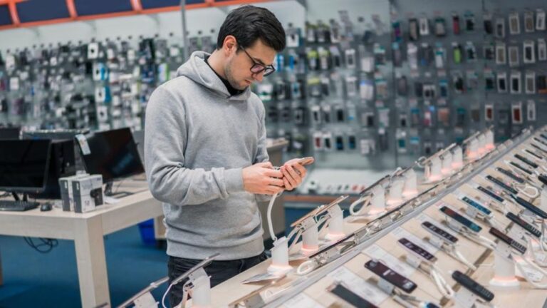 Fuerte retroceso en la confianza del consumidor en agosto: impacto en las expectativas y el consumo Fuerte retroceso en la confianza del consumidor en agosto: impacto en las expectativas y el consumo imagen-50