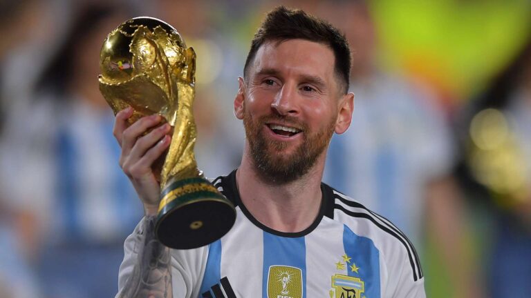 Lionel Messi confirmó que ante Venezuela jugará su último partido de Eliminatorias con la Selección en Argentina: “Va a ser especial” Lionel Messi confirmó que ante Venezuela jugará su último partido de Eliminatorias con la Selección en Argentina: “Va a ser especial” imagen-45