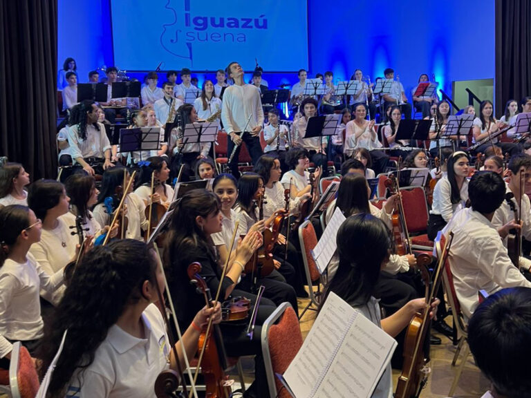 Iguazú Suena 2025 finalizó con un concierto inolvidable Iguazú Suena 2025 finalizó con un concierto inolvidable imagen-49