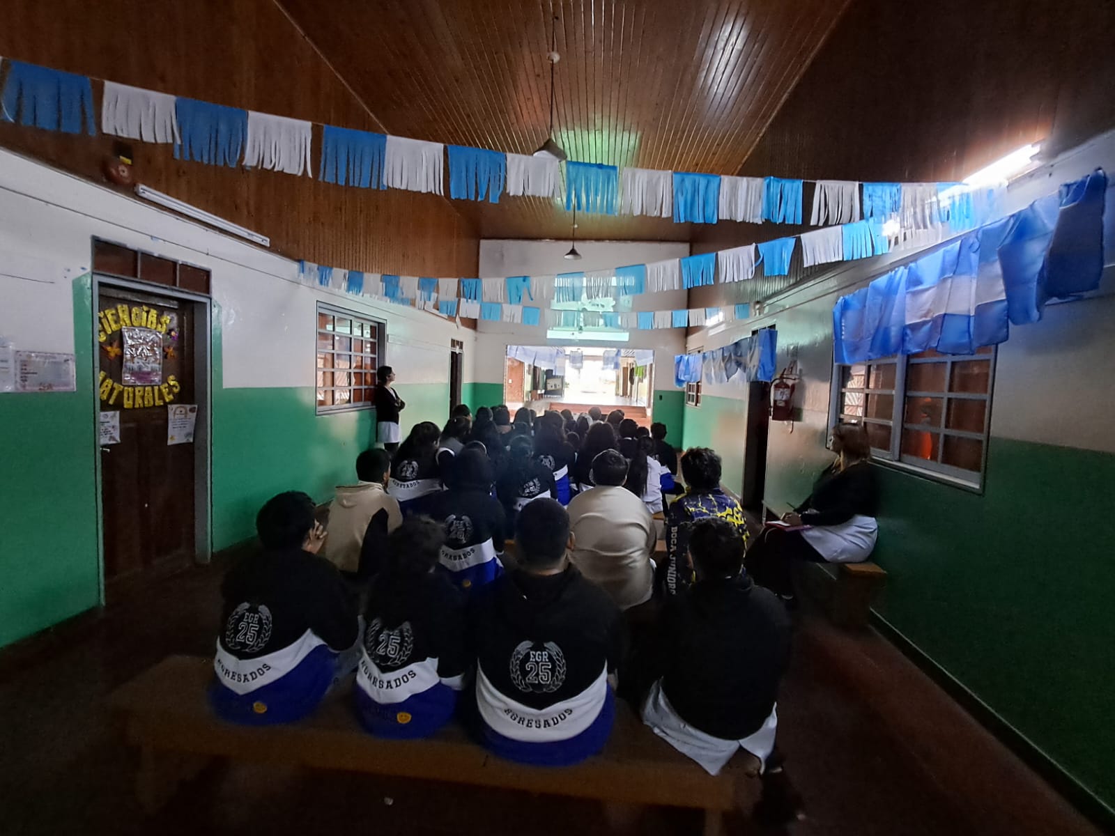 Prevención en acción: el Programa de Juego Responsable visitó Colonia Victoria, San Ignacio y Candelaria con charlas sobre salud mental y adicciones 3 Prevención en acción: el Programa de Juego Responsable visitó Colonia Victoria, San Ignacio y Candelaria con charlas sobre salud mental y adicciones imagen-2