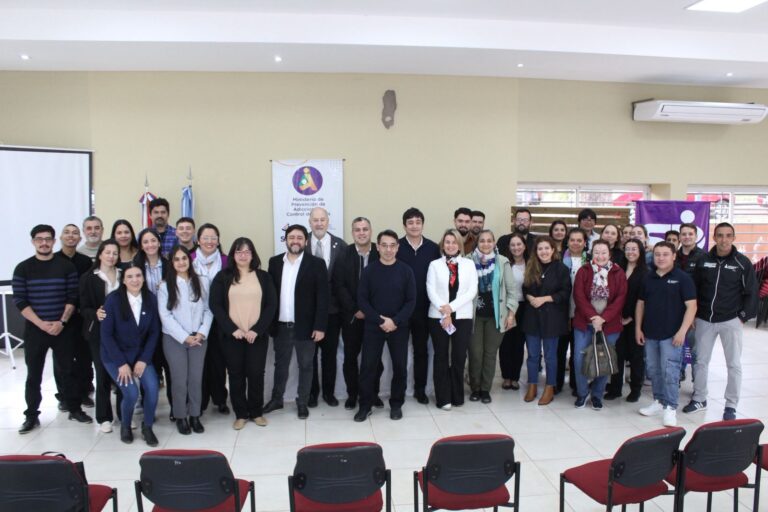 Nueva diplomatura en salud mental comunitaria: brindarán herramientas para profesionales, funcionarios y referentes sociales imagen-47