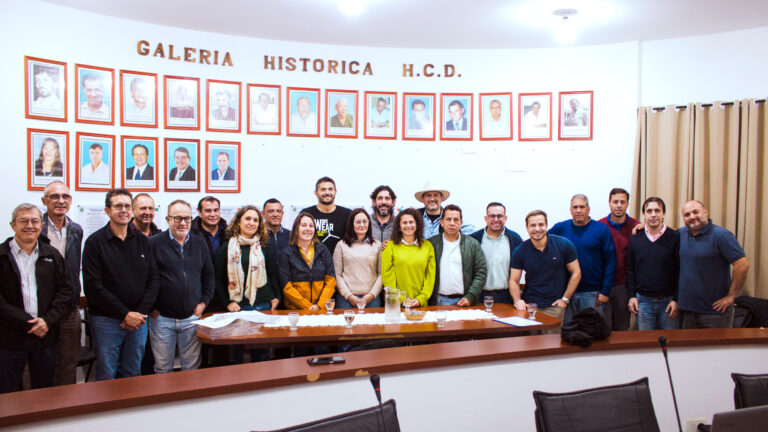 Puentes productivos: el Ministerio del Agro llevó su gabinete al departamento Guaraní imagen-41