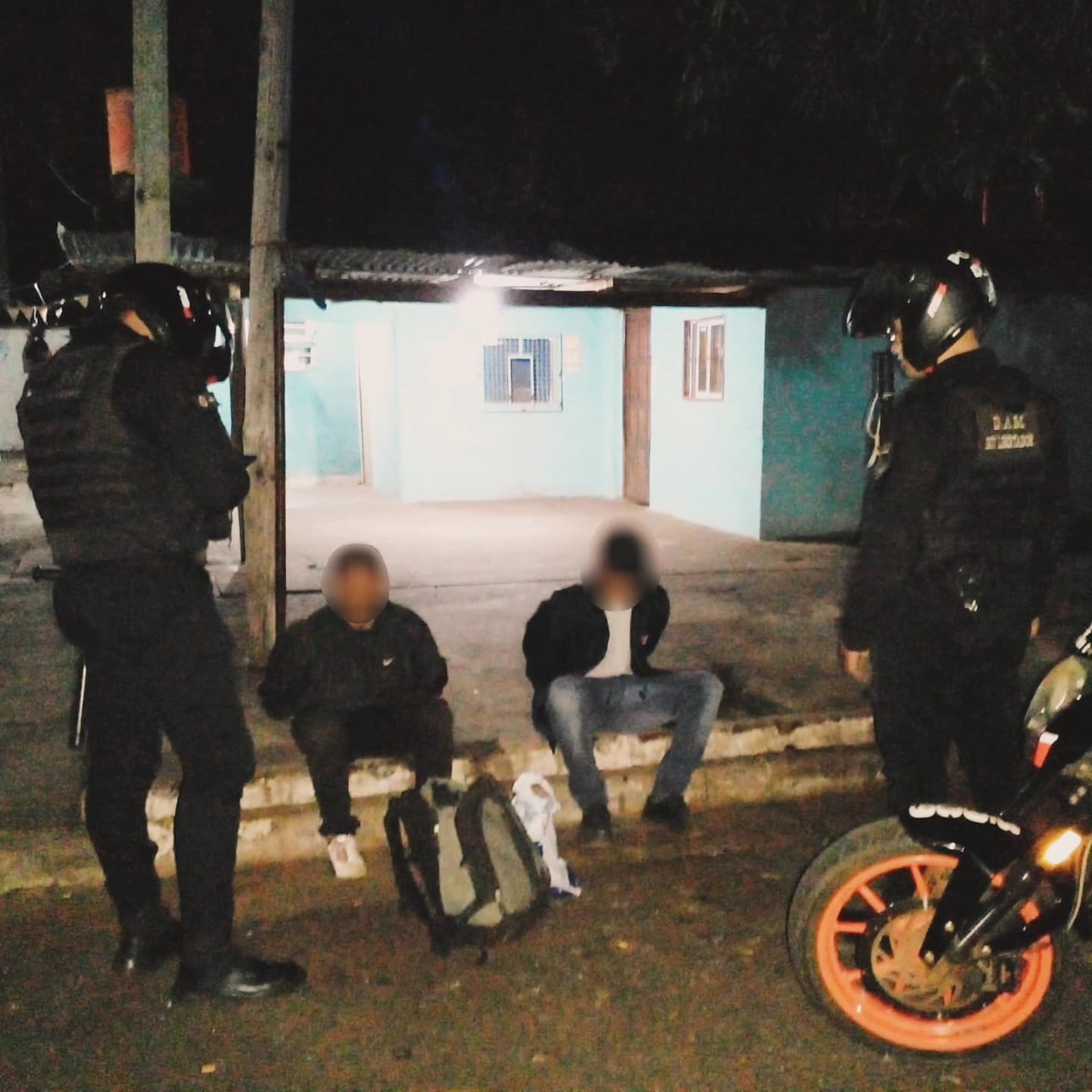 La Policía neutralizó a una banda que operaba en la Chacra 103 de Posadas: 11 detenidos 7 La Policía neutralizó a una banda que operaba en la Chacra 103 de Posadas: 11 detenidos imagen-6