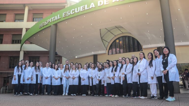 El Hospital Madariaga recibe reconocimiento nacional por sus residencias de kinesiología y clínica médica imagen-47