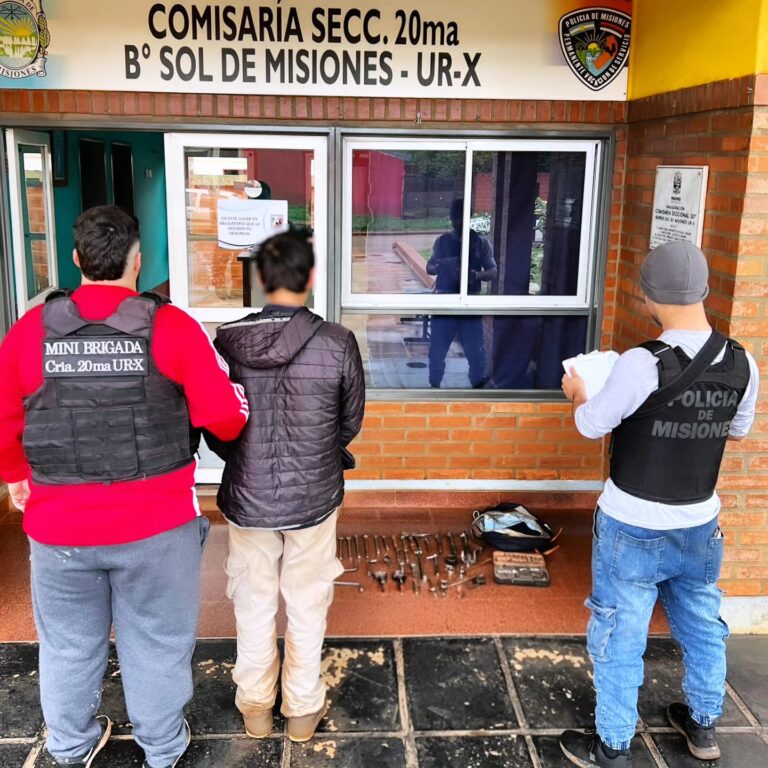 Ocho delincuentes detenidos en operativos de seguridad barrial en Posadas imagen-24