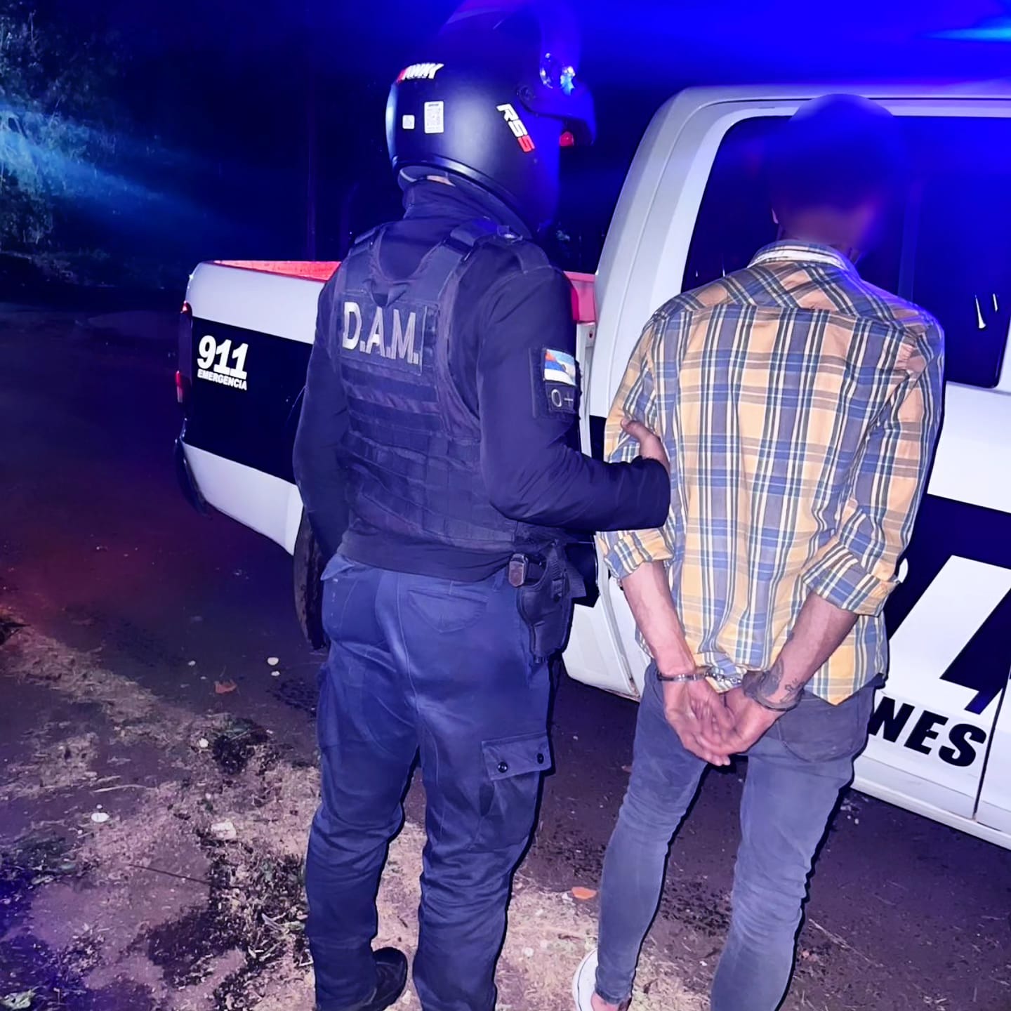 Ocho delincuentes detenidos en operativos de seguridad barrial en Posadas 9 Ocho delincuentes detenidos en operativos de seguridad barrial en Posadas imagen-8