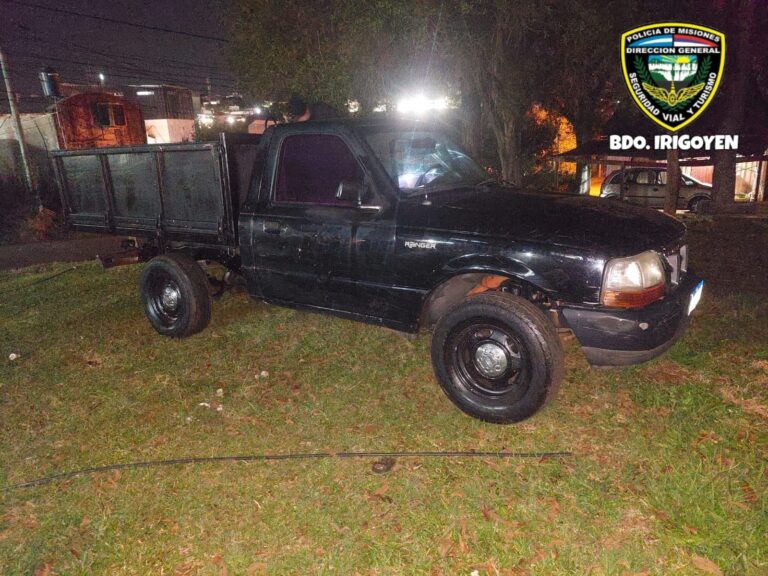 La Policía frenó a una banda de brasileños que intentó ingresar vehículos robados y adaptados para el contrabando imagen-22