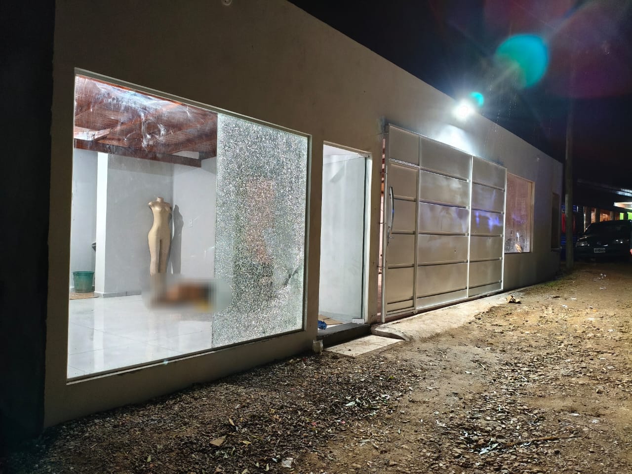 Hallaron muerto a un sereno con un disparo en el pecho, al menos 26 vainas servidas en la escena del crimen Hallaron muerto a un sereno con un disparo en el pecho, al menos 26 vainas servidas en la escena del crimen imagen-1