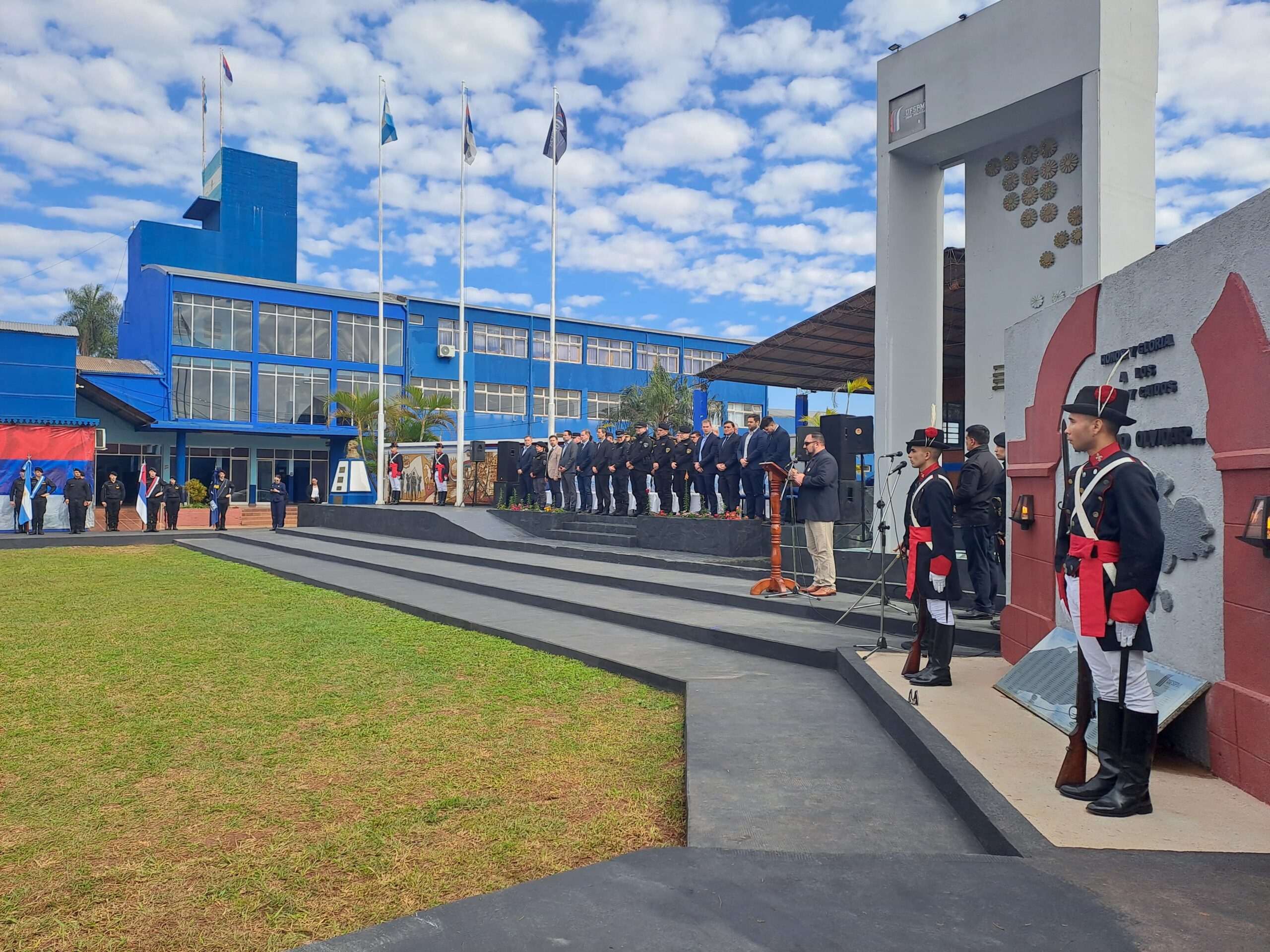 En el acto de egreso de 358 nuevos agentes diplomados, el Jefe de Policía destacó la profesionalización de la fuerza de seguridad y la inversión en tecnología imagen-4