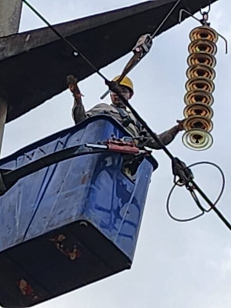 Mantenimiento en línea de 132kV desde la Estación Transformadora Wanda hasta la Estación Transformadora San Lucas de Puerto Iguazú imagen-4