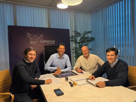 Elecciones legislativas nacionales: La Libertad Avanza y el PRO, junto a otros espacios libertarios, conformaron en Misiones una nueva Alianza para octubre imagen-1