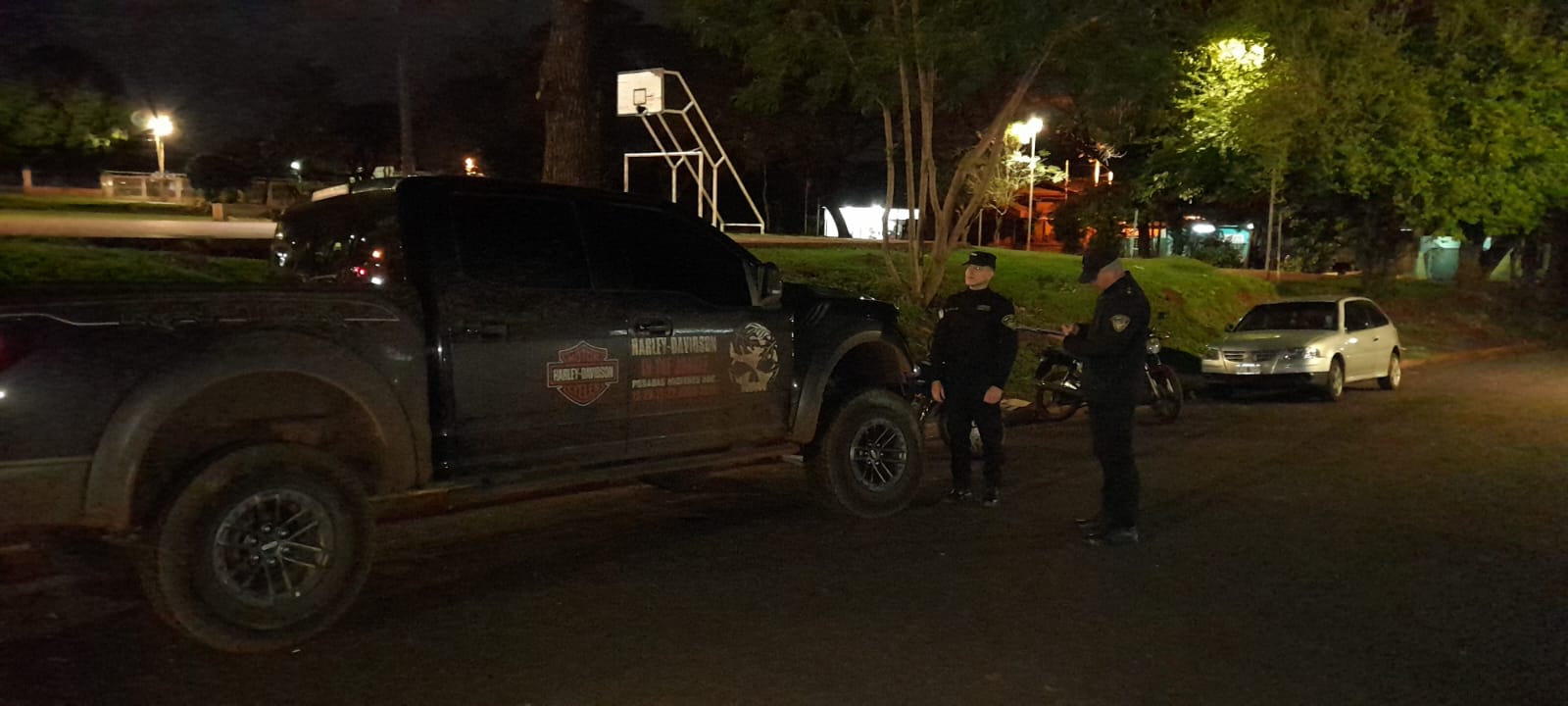 Indignación por la muerte de un perro en Posadas: el conductor quedó a disposición de la Justicia y la camioneta secuestrada 3 Indignación por la muerte de un perro en Posadas: el conductor quedó a disposición de la Justicia y la camioneta secuestrada imagen-2