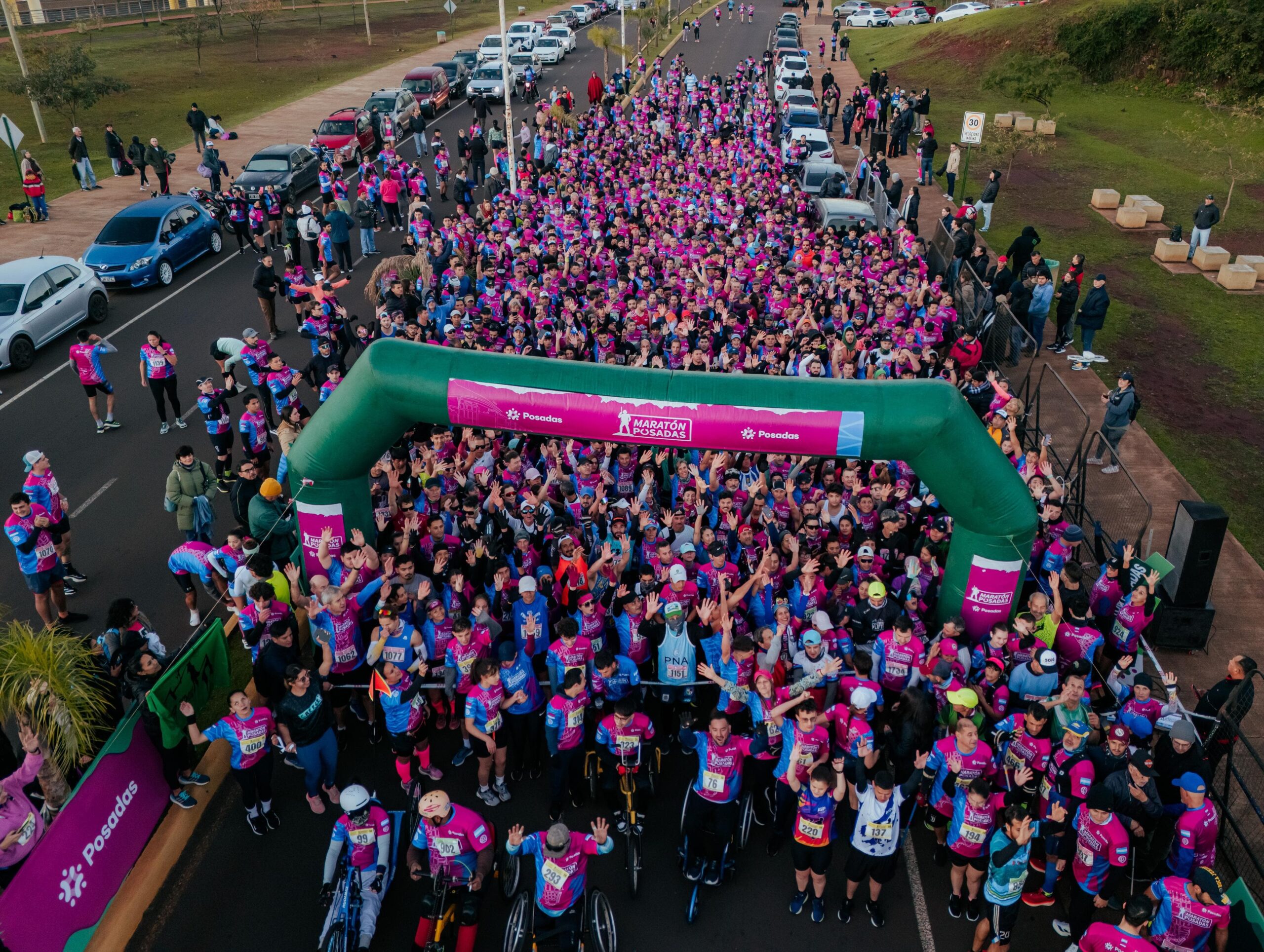 Más de 1300 corredores participaron en la 4° Maratón Posadas, que se posiciona como un evento deportivo de referencia en la región Más de 1300 corredores participaron en la 4° Maratón Posadas, que se posiciona como un evento deportivo de referencia en la región imagen-1
