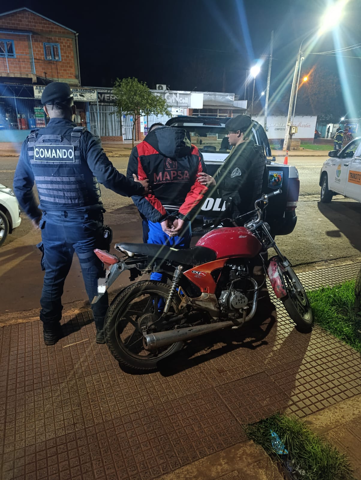 Eldorado: el refuerzo de operativos policiales dejó como saldo detenciones, secuestros de vehículos y alcoholemias positivas imagen-2