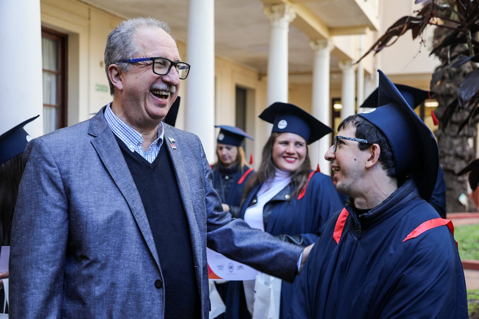 Passalacqua entregó certificados a estudiantes destacados del Sipted: "Esta entrega es una muestra del esfuerzo y un reconocimiento a la lucha de cada uno" 3 Passalacqua entregó certificados a estudiantes destacados del Sipted: "Esta entrega es una muestra del esfuerzo y un reconocimiento a la lucha de cada uno" imagen-2