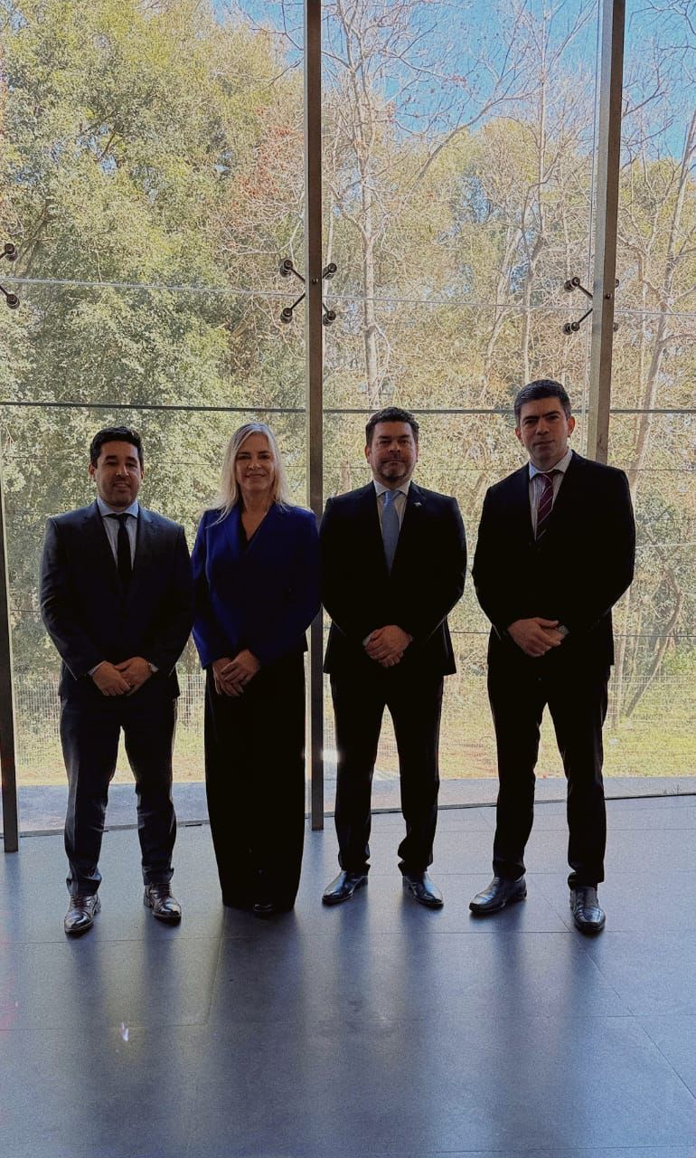 El Presidente de la Cámara Federal de Apelaciones de Posadas encabezó la inauguración del Juzgado Federal de Puerto Iguazú 7 El Presidente de la Cámara Federal de Apelaciones de Posadas encabezó la inauguración del Juzgado Federal de Puerto Iguazú imagen-6