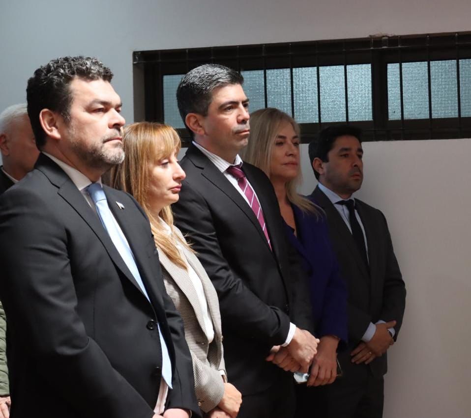 El Presidente de la Cámara Federal de Apelaciones de Posadas encabezó la inauguración del Juzgado Federal de Puerto Iguazú 9 El Presidente de la Cámara Federal de Apelaciones de Posadas encabezó la inauguración del Juzgado Federal de Puerto Iguazú imagen-8