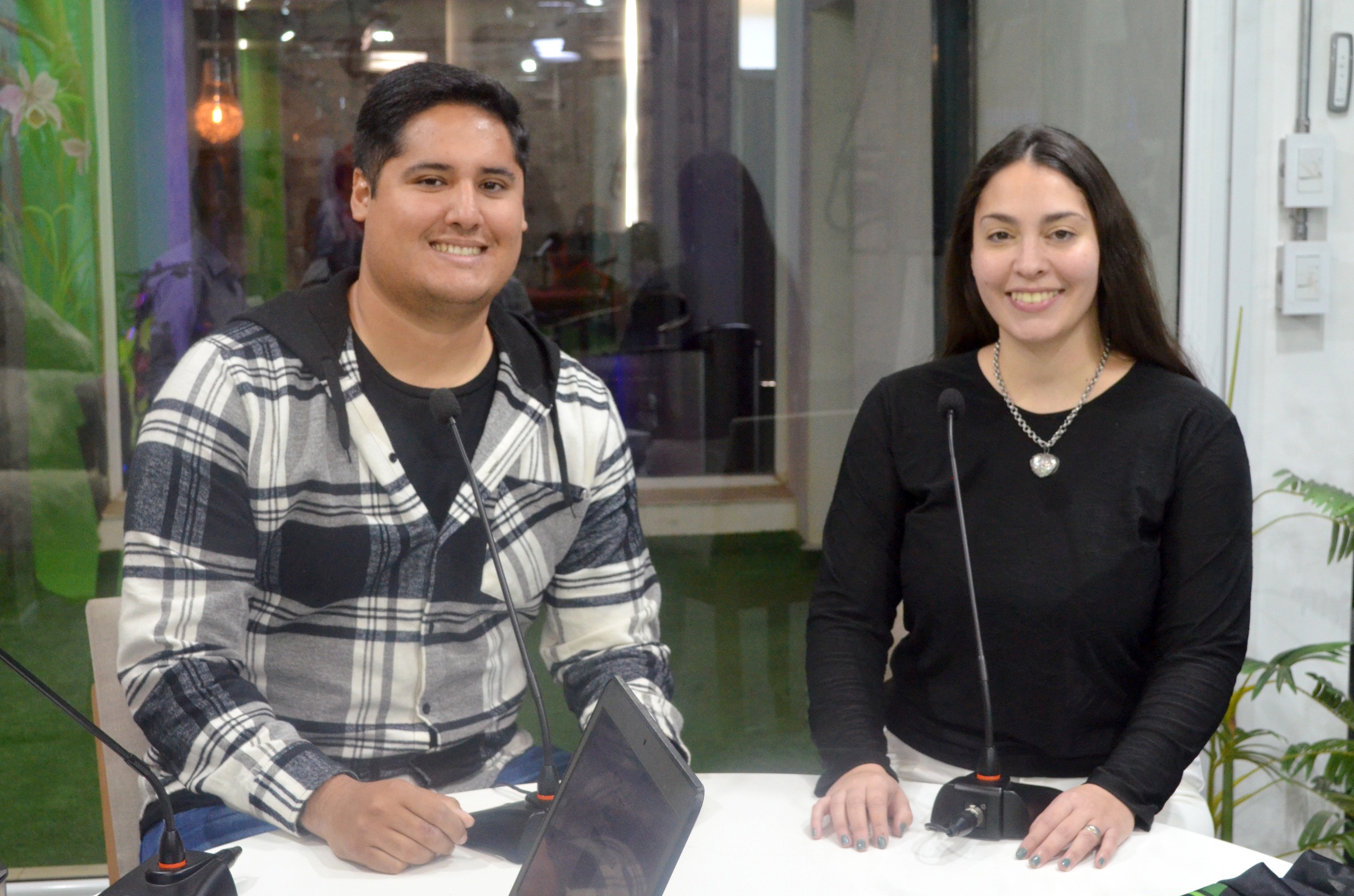 Alimentación y descanso nocturno: la guía completa de especialistas para cenar de manera adecuada, combinar nutrientes y evitar hábitos que afectan el sueño imagen-2