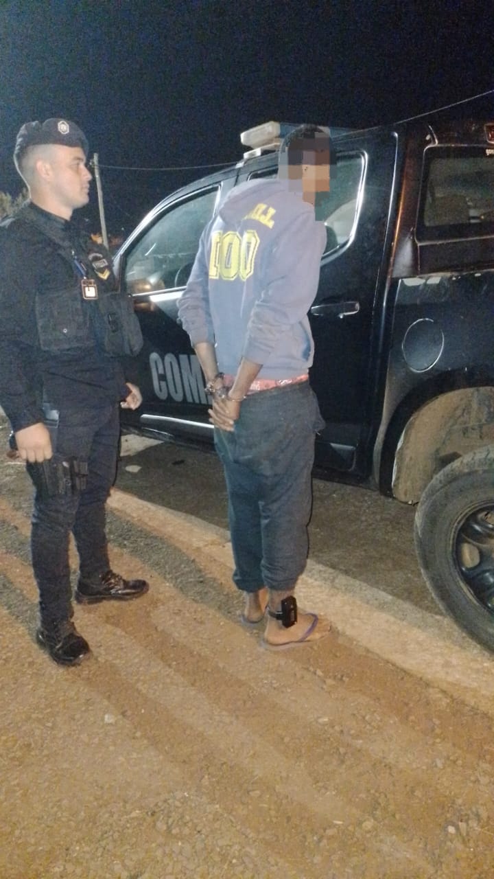 San Antonio: capturaron a dos asaltantes brasileños con tobilleras electrónicas, uno estaba armado 3 San Antonio: capturaron a dos asaltantes brasileños con tobilleras electrónicas, uno estaba armado imagen-2