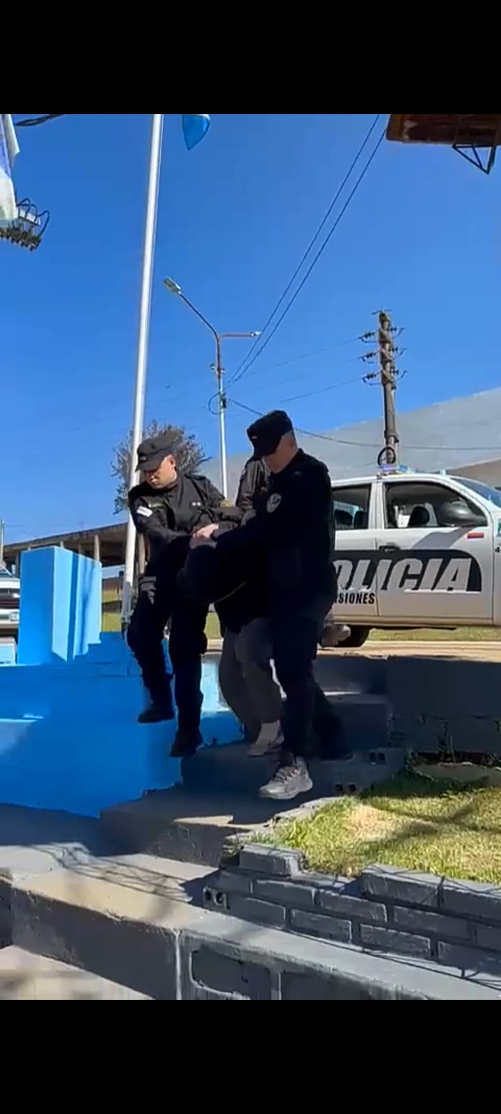 Bernardo de Irigoyen: arrestaron a los presuntos sicarios buscados por el asesinato de un sereno 3 Bernardo de Irigoyen: arrestaron a los presuntos sicarios buscados por el asesinato de un sereno imagen-2