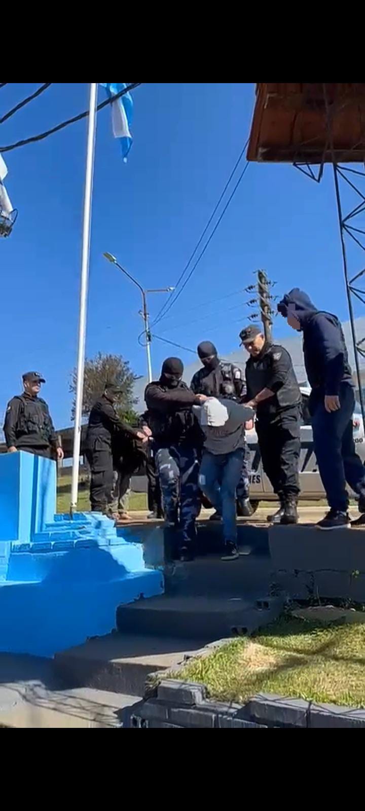 Bernardo de Irigoyen: arrestaron a los presuntos sicarios buscados por el asesinato de un sereno 5 Bernardo de Irigoyen: arrestaron a los presuntos sicarios buscados por el asesinato de un sereno imagen-4