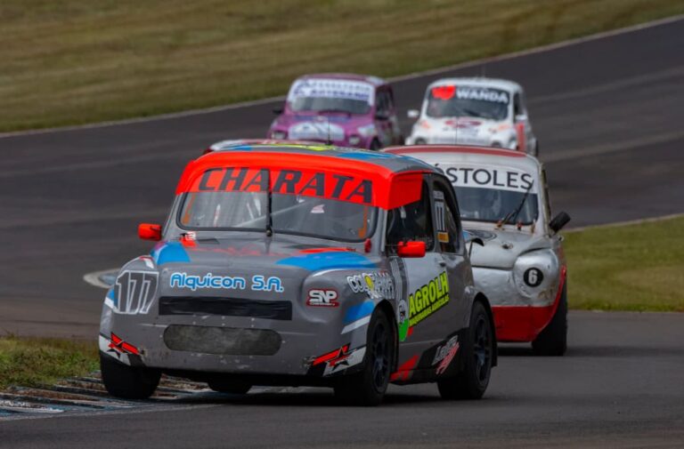 Automovilismo: Oberá recibe a los invitados de la Clase 3 y la Copa Fiat Automovilismo: Oberá recibe a los invitados de la Clase 3 y la Copa Fiat imagen-46