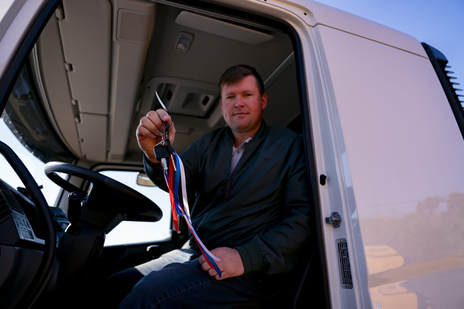 Passalacqua entregó maquinaria vial a ocho municipios para impulsar el desarrollo productivo y urbano 7 Passalacqua entregó maquinaria vial a ocho municipios para impulsar el desarrollo productivo y urbano imagen-6