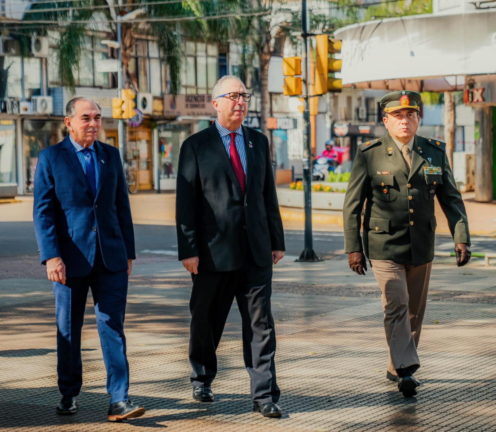 San Martín, "es un ejemplo que tenemos a seguir": Posadas conmemoró el 175º aniversario del paso a la inmortalidad del Padre de la Patria 5 San Martín, "es un ejemplo que tenemos a seguir": Posadas conmemoró el 175º aniversario del paso a la inmortalidad del Padre de la Patria imagen-4
